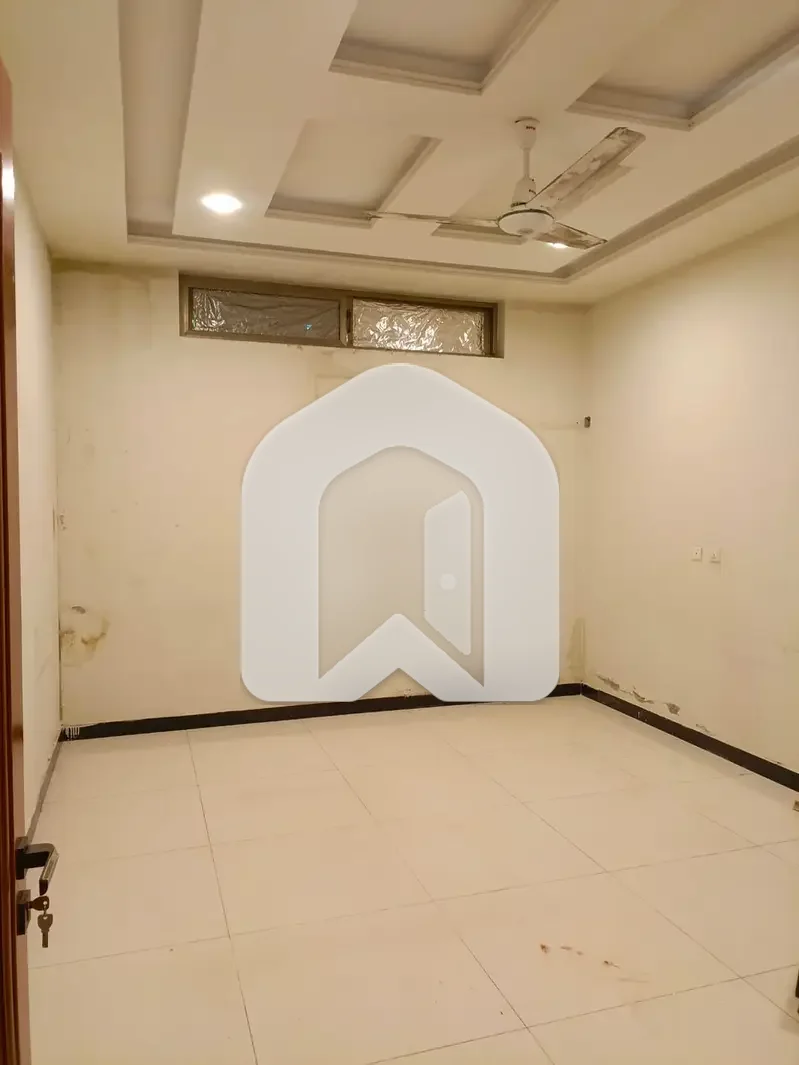 Get In Touch Now To Buy A 1 Kanal Upper Portion In I-8/4 Islamabad, photo 11