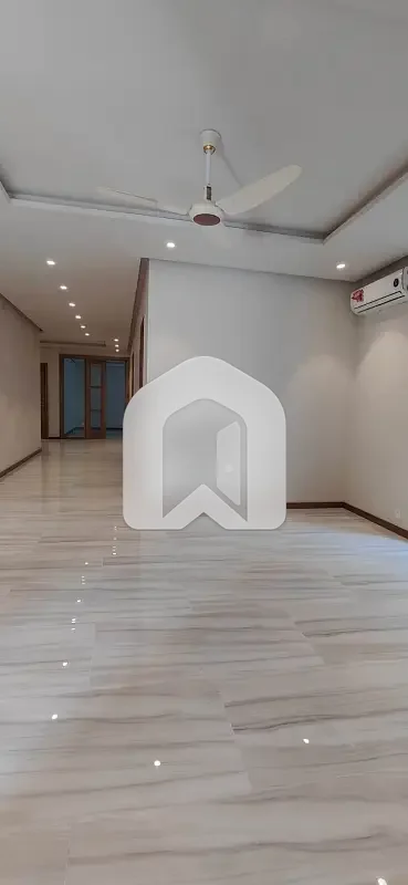 Upper Portion For Rent In F-6, Islamabad Margalla Facing, photo 8