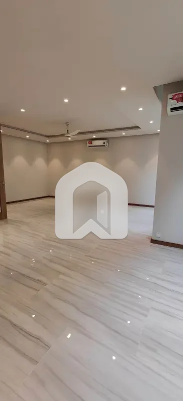 Upper Portion For Rent In F-6, Islamabad Margalla Facing, photo 6