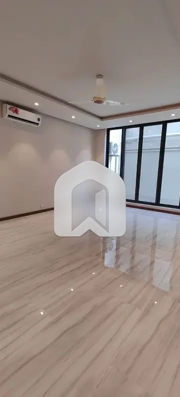Upper Portion For Rent In F-6, Islamabad Margalla Facing, photo 7