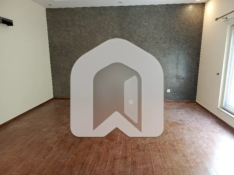 Upper Portion Available For Rent In F-6, photo 9