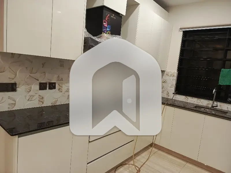 Fully Furnished Lower Portion For Rent In F-6 Including Utility Bills, photo 9