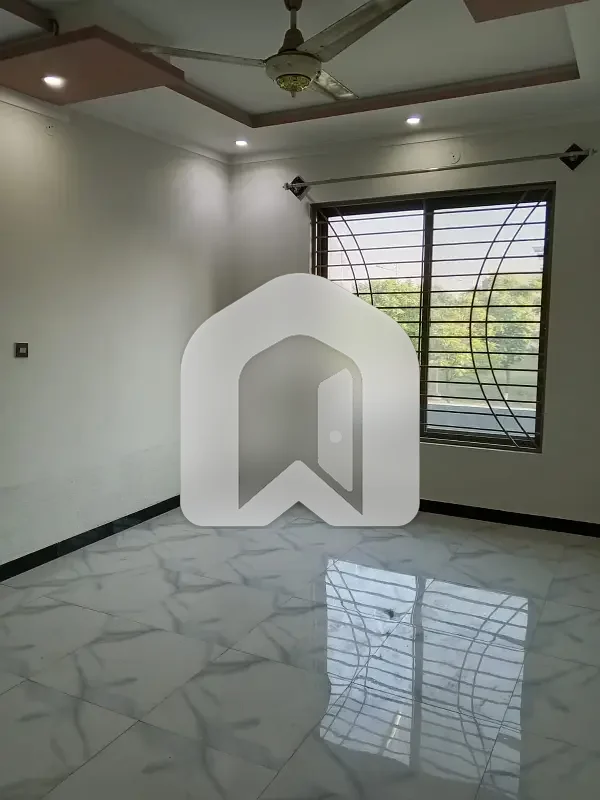 Brand upper portion Available For Rent B Block B-17 Islamabad, photo 6