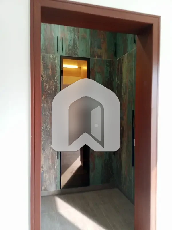 Beautiful Brand New Luxury 4 Bedroom Upper Portion For Rent In F-10 Separate Gate Prime VIP Location, photo 8