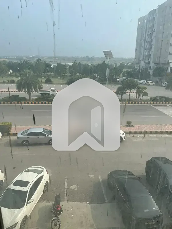 OFFICE SPACE AVAILABLE FOR RENT ON REASONABLE PRICE AT GULBERG GREEN ISLAMABAD, photo 2
