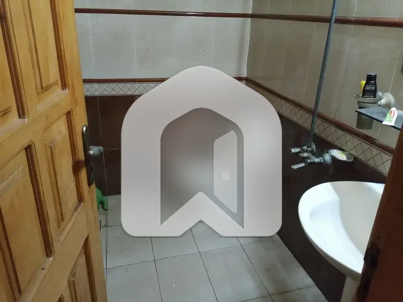 *G,10/? 14 MARLA CORNER GROUND PORTION FOR RENT 3 BED ATTACHED BATH DD TVL MARBLE FLOOR BEST LOCATION NAYER TO PARK MASQUE MARKET RENT 2 LAC IMTIAZ,03335241734*, photo 29