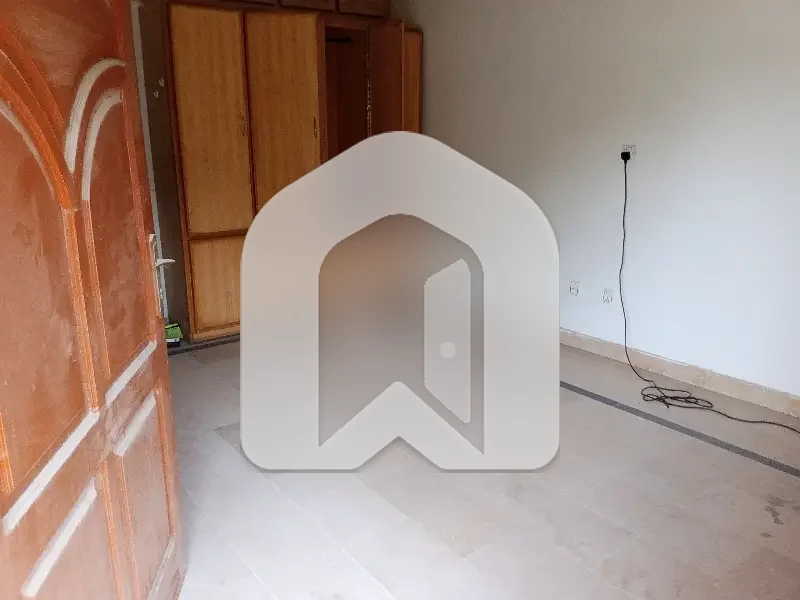*G,10/? 14 MARLA CORNER GROUND PORTION FOR RENT 3 BED ATTACHED BATH DD TVL MARBLE FLOOR BEST LOCATION NAYER TO PARK MASQUE MARKET RENT 2 LAC IMTIAZ,03335241734*, photo 18
