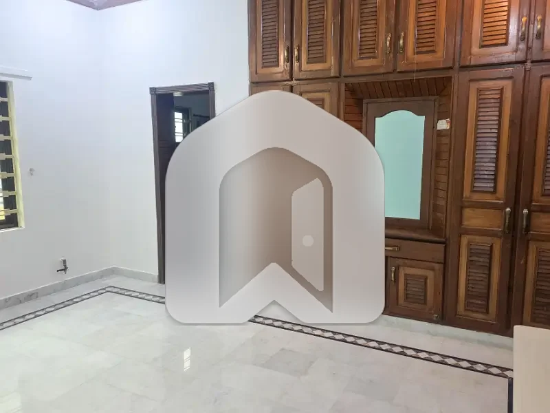 Spacious 1 Kanal Full House For Rent in DHA Phase 2, photo 14