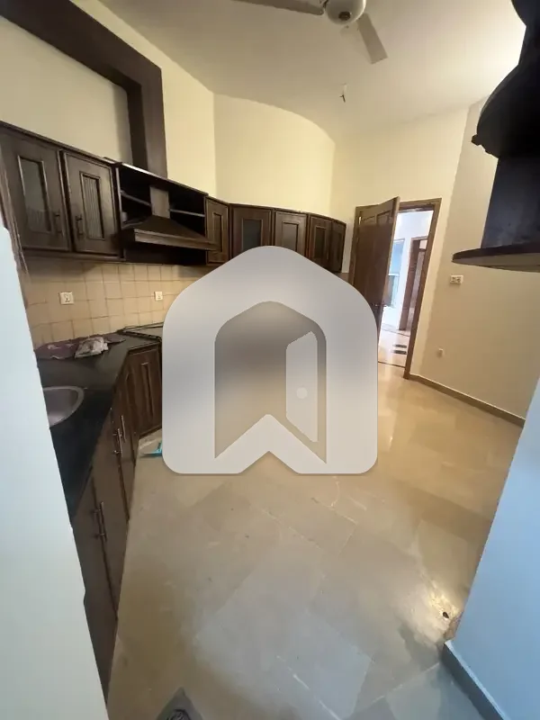 1 Kanal Full House For Rent In DHA Phase 2, photo 17