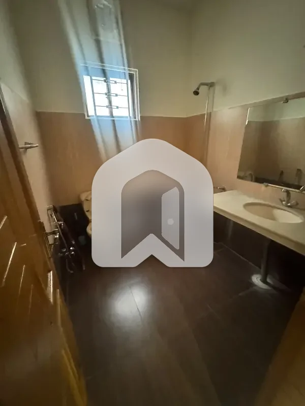 1 Kanal Full House For Rent In DHA Phase 2, photo 10