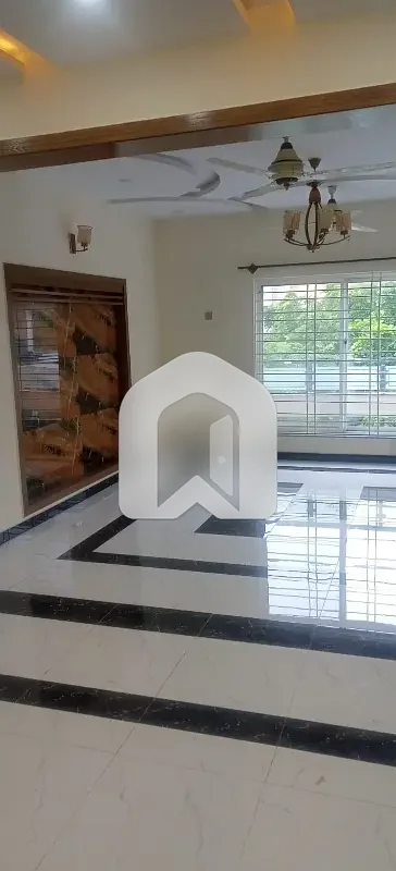 14 Marla Tile Flooring Prime Location Upper Portion for rent in G-13, photo 10