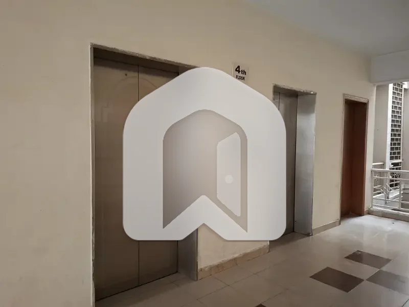 Un-Furnished 2 Bedroom Apartment In Abu Dhabi Tower F-11 For Rent, photo 21