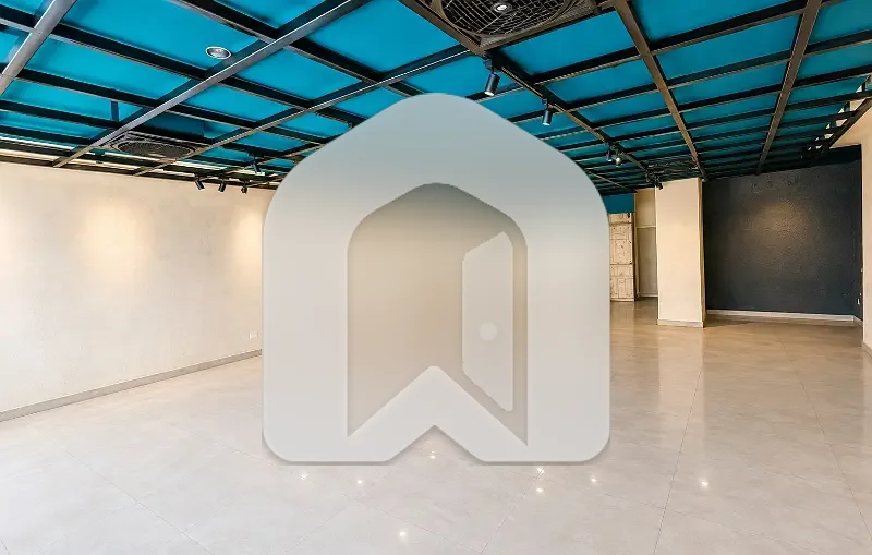 Flagship Store Opportunity At Main Blue Area, Islamabad, photo 3