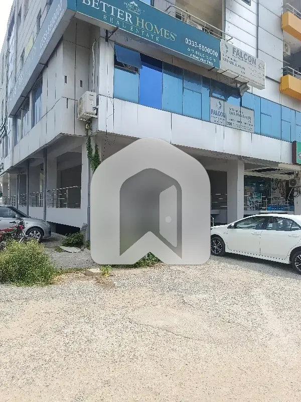 COMMERICAL Hall Shop Availabile For Rent On Main Markaz Road .