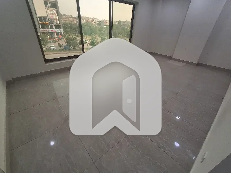 Behria Enclave 1400 Sqft Hall Available For Rent Two Additional Spacious Offices Available On Reasonable Price, photo 8