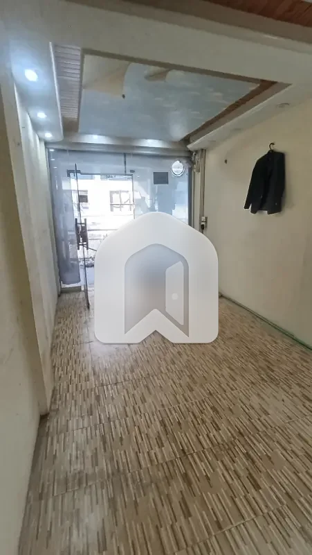 Shop For Rent G9 Markaz Near Post Office, photo 3