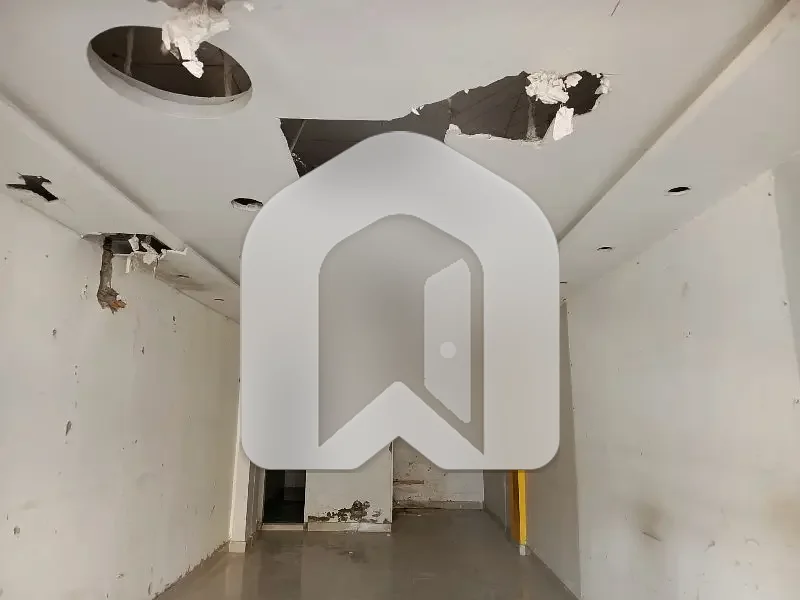 1100 Sq Ft Lower Ground Commercial Shops Available For Rent In F-11 Markaz, Islamabad, photo 6