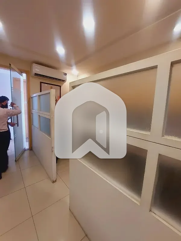 Brand New Office For Rent 3500 Sqft  Floor With Parking Security With Big Reception Area And Suitable For I. T, Telecom And Software Companies., photo 6