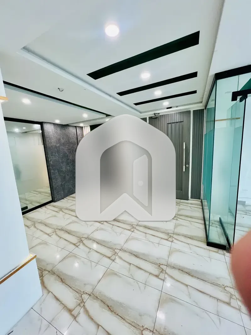 Blue Area Office For Rent Prime Location, photo 17