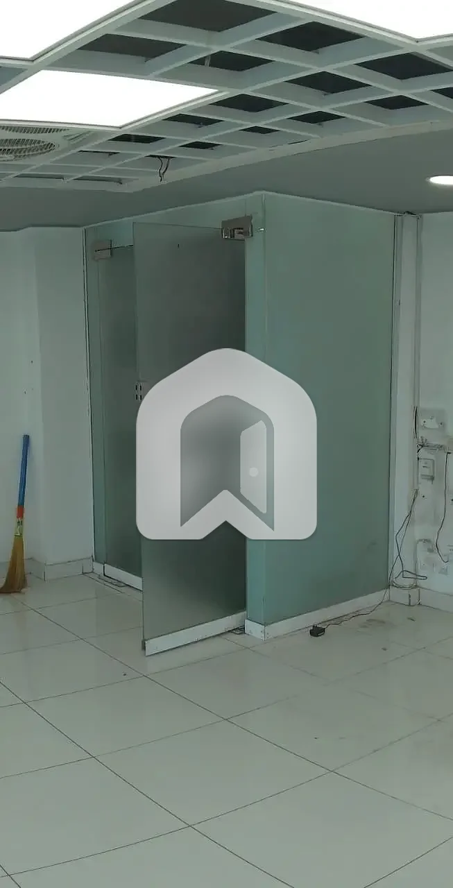 Blue Area Office For Rent Prime location, photo 6