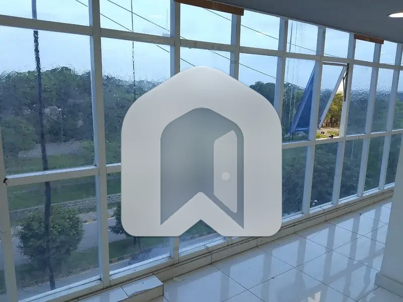 Blue Area Office For Rent Prime location, photo 5