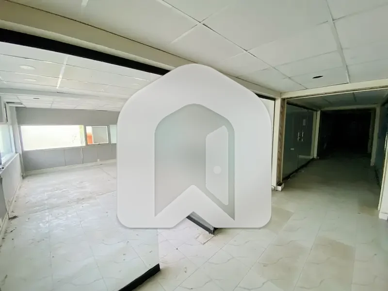 Office For Rent Blue Area Prime Location, photo 12