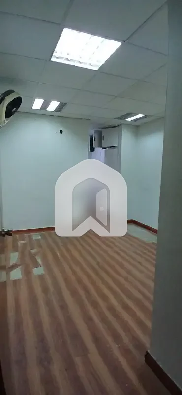 Main Jinnah Avenue Blue Area 1500 SqFt Office Space Available For Rent, photo 4