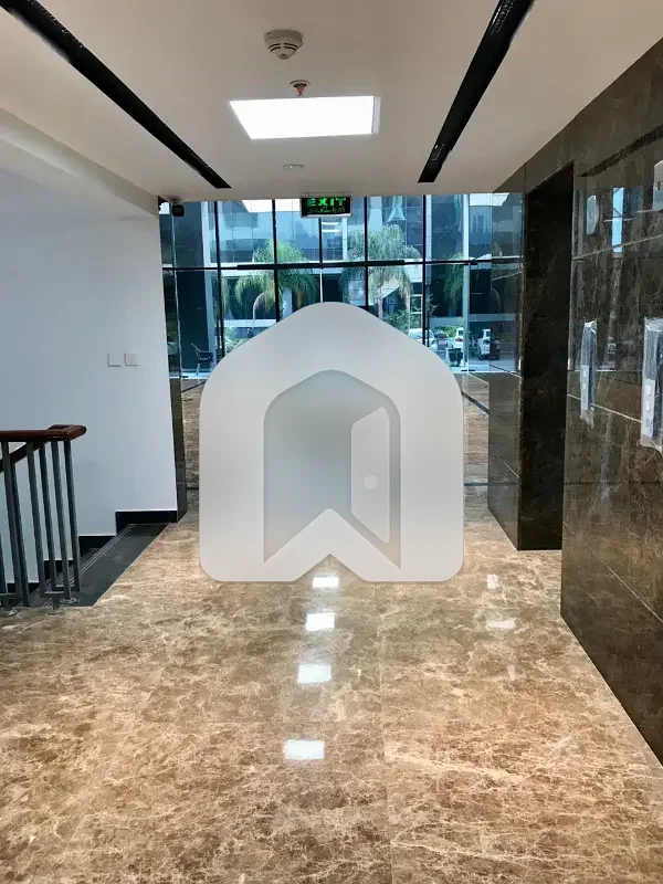 Premium Corporate Office Space for Rent 8500 sqft Main Expressway, Gulberg Green, Islamabad Ready-to-Move Commercial Office Space, photo 6