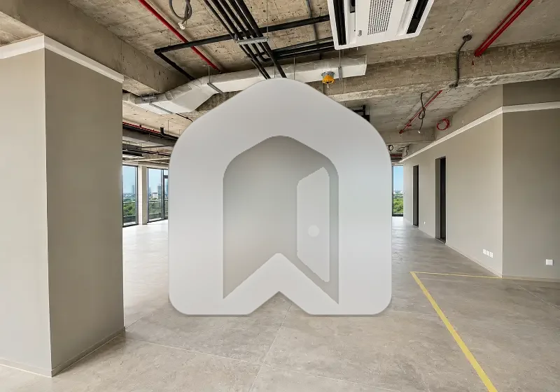 4000 SQFT High Rise Tower Office Is For RENT, photo 2