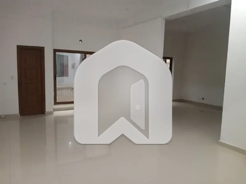 3 Side Corner Commercial Property Located Office G-10 Markaz For Rent, photo 9