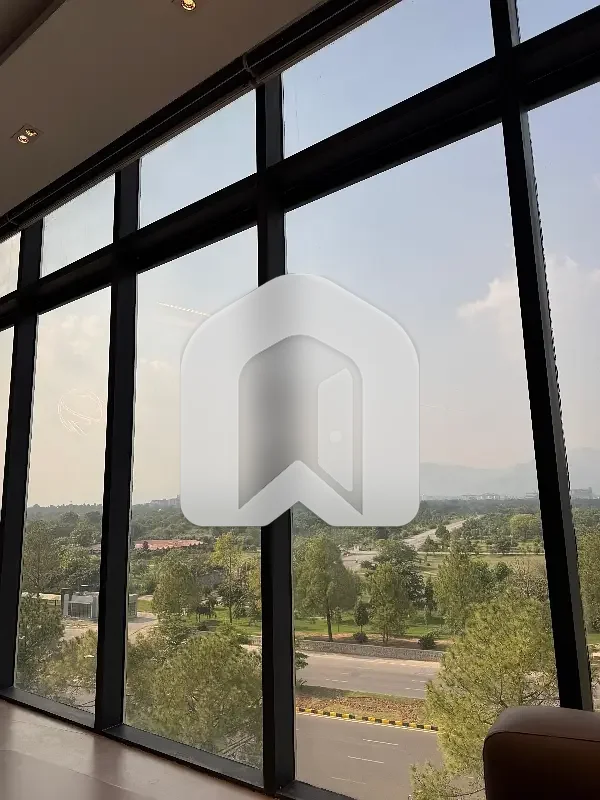 Offices for Rent in Tower 12 New Blue Area Islamabad, photo 3