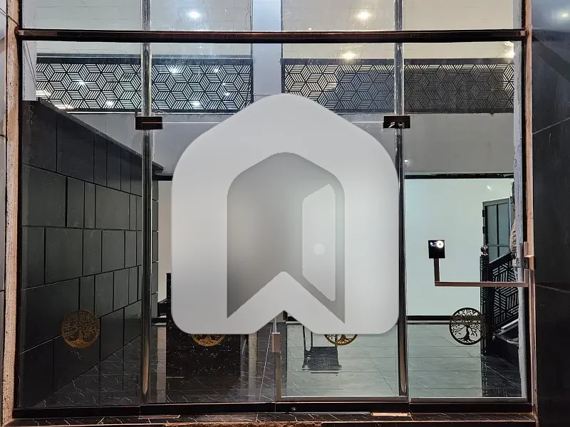 Furnished Offices In Unmatched Rentals Available I-10 Ready To Move IT Office 5,000 Sqft Fully Furnished With Parking ,Tiles,AC, Partitioning, Ceiling Etc For Rent, photo 9