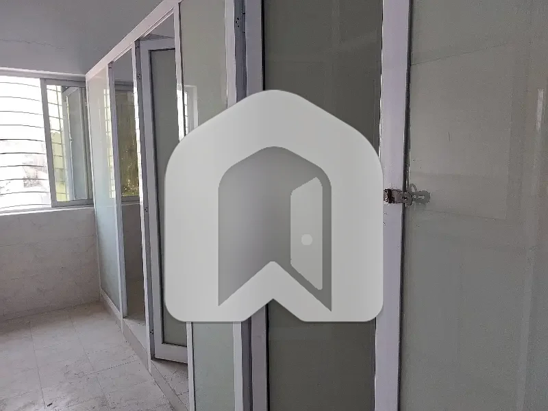 Independent Premises Office Available For Rent, photo 16