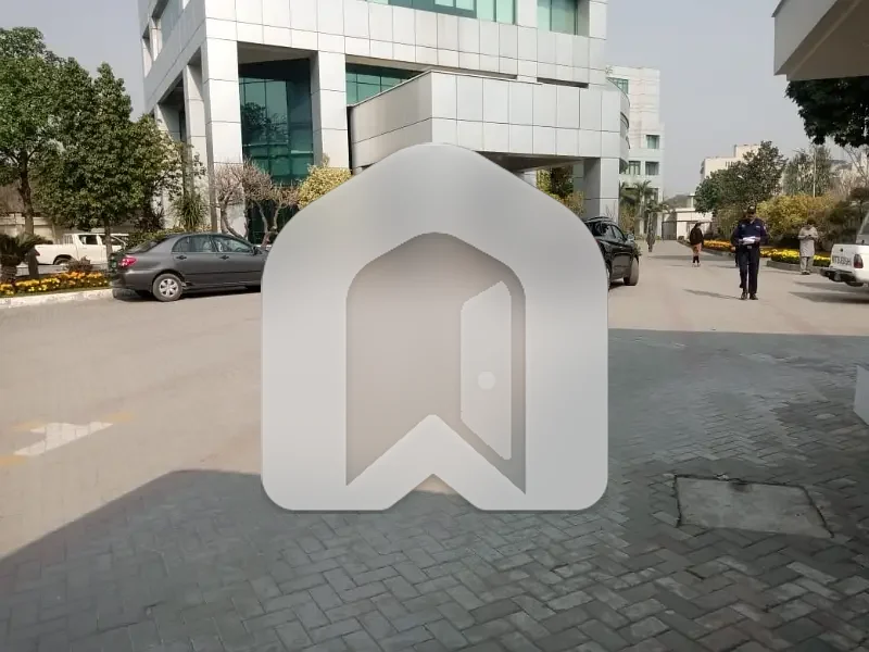 High Rise Building Space With All Facilities, photo 17