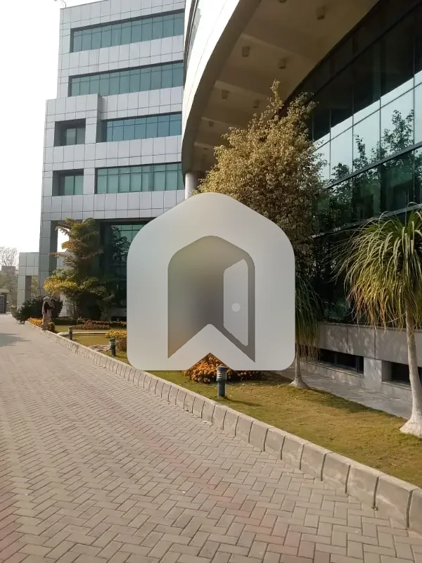 High Rise Building Space With All Facilities, photo 14