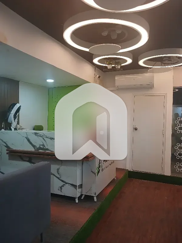 1100sqft 2nd floor Experience Premium Living and Business Comfort in F-7 Markaz, photo 6