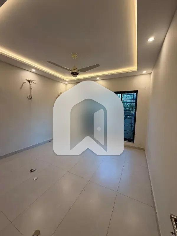 Furnish Room For Rent