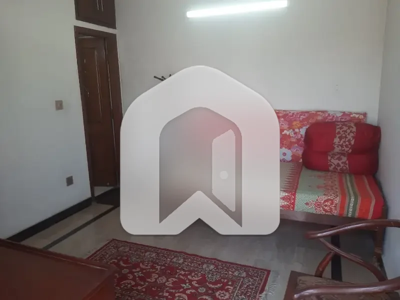 Mimty Room Avilable With Kitchan And Wasroom Avilable For Rent In G 14/4.