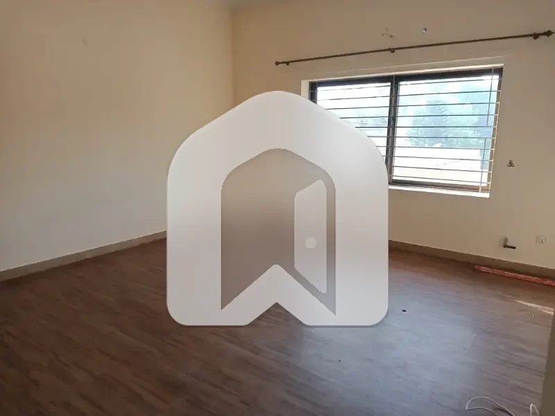 F11 4Bedroom Ground +Basment Portion DD Tv Lounge Sargent Tile Flooring Separate Gate ,, photo 8