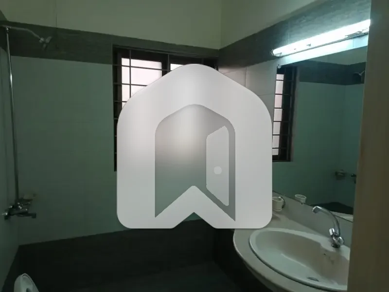 F11 4Bedroom Ground +Basment Portion DD Tv Lounge Sargent Tile Flooring Separate Gate ,, photo 9