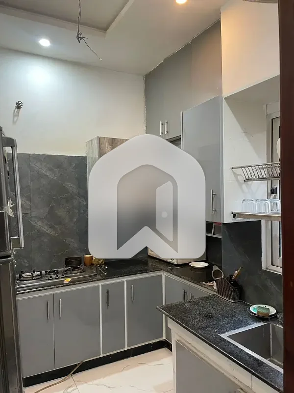 GULBERG RESIDENCIA 10M OPEN BASEMENT AVAILABLE FOR RENT, photo 3