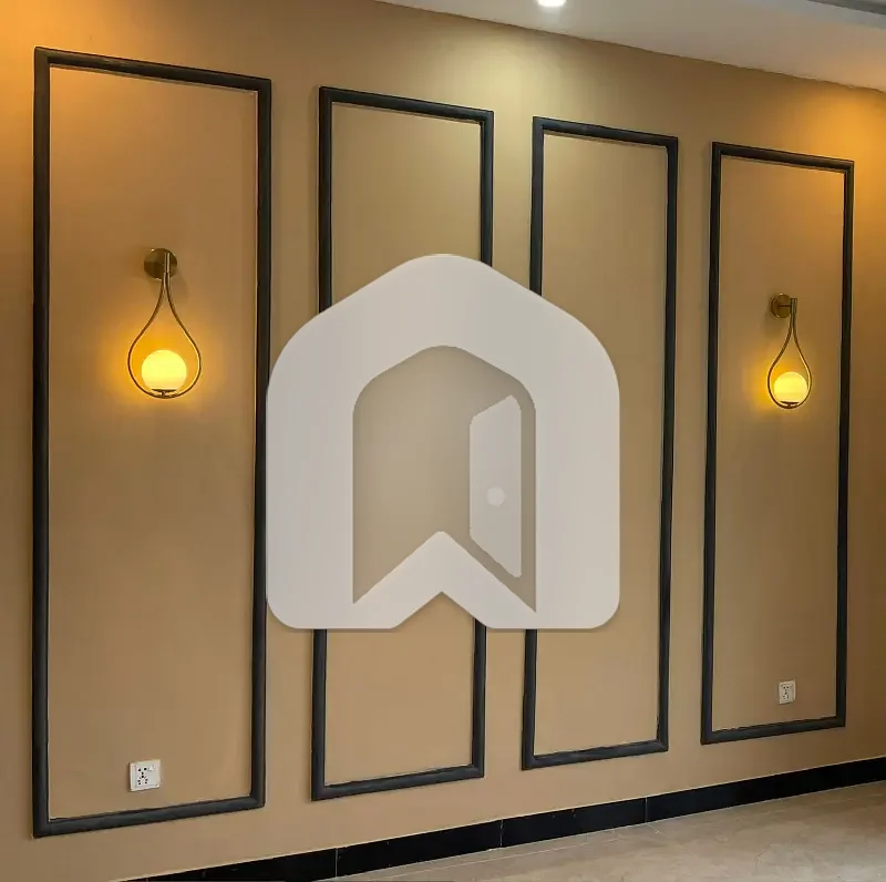 GULBERG RESIDENCIA 10M OPEN BASEMENT AVAILABLE FOR RENT, photo 2