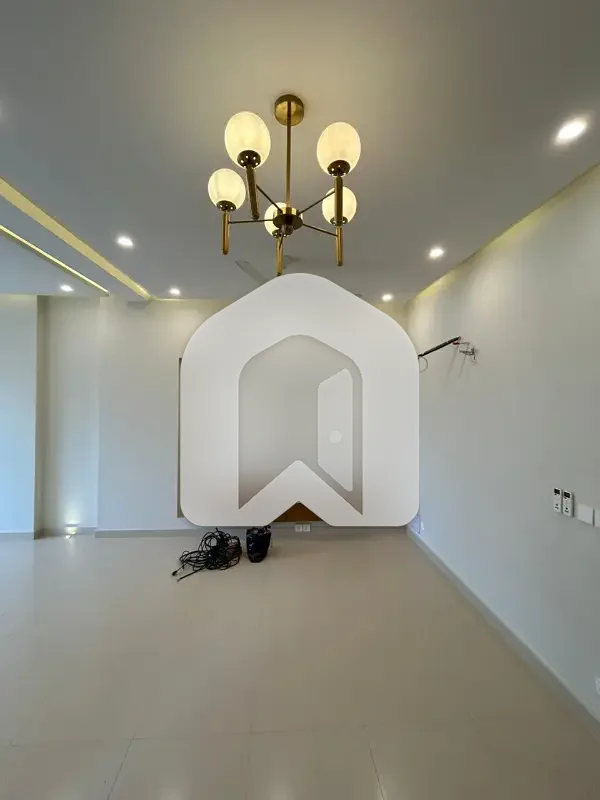 E-11 Islamabad 10Marla Ground Portion For Rent 3bed with washroom Drawing Dining Tvl Kichen parking Gas Electric, photo 10