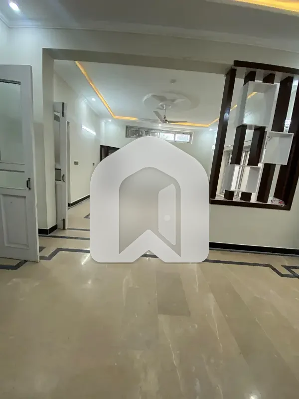 E-11 ISLAMABAD 1 Kanal Lower Portion Basement For Rent 3 Bed With Washroom Drawing Dining Tv Lounge Kichen Parking Gas Electricity, photo 3