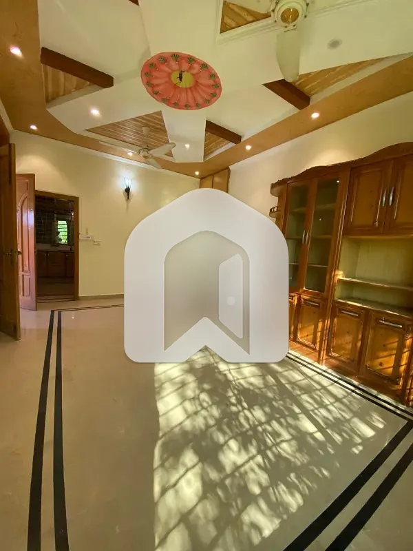 8 Marla Spacious Lower Portion Available In Shah Allah Ditta For rent, photo 3
