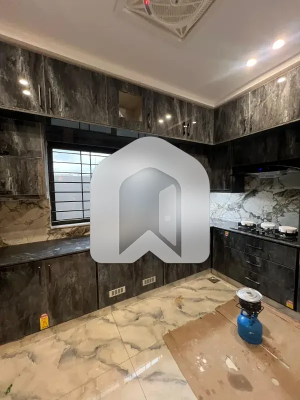 D-12 Islamabad 10Marla Ground Portion For Rent 3bed With Washroom Drawing Dining Room Tv Lounge Kitchen Parking Gas Electric Meter Separate, photo 2