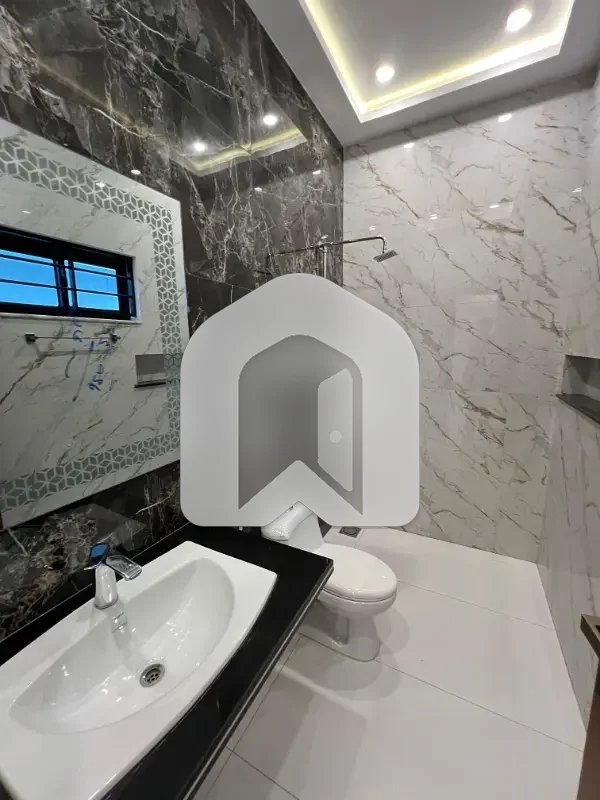 D-12 Islamabad 10Marla Ground Portion For Rent 3bed With Washroom Drawing Dining Room Tv Lounge Kitchen Parking Gas Electric Meter Separate, photo 12