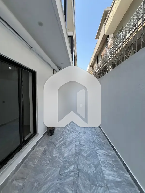 D-12 Islamabad 10Marla Ground Portion For Rent 3bed With Washroom Drawing Dining Room Tv Lounge Kitchen Parking Gas Electric Meter Separate, photo 6