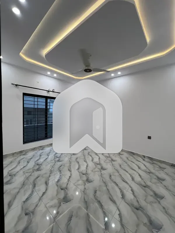 D-12 Islamabad 10Marla Ground Portion For Rent 3bed With Washroom Drawing Dining Room Tv Lounge Kitchen Parking Gas Electric Meter Separate, photo 9