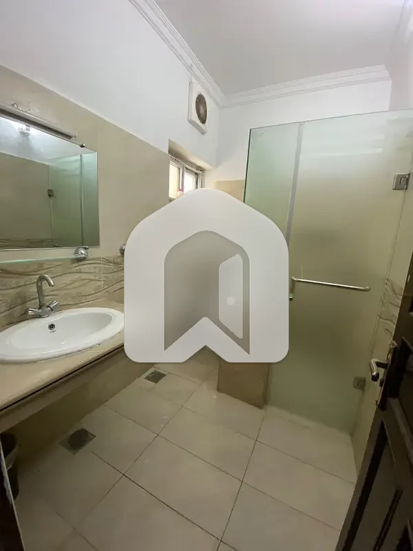 D-12 Islamabad 1 Kanal Lower Portion Basement For Rent 3 Bed With Washroom Drawing Dining Tv Lounge Kichen Store Room Parking Gas Electricity Meter Separate, photo 30